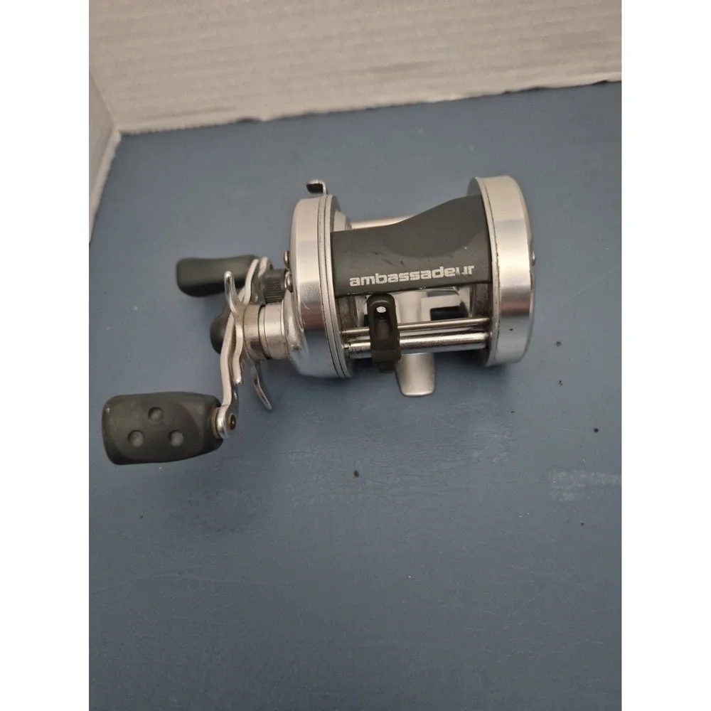 Abu Garcia Ambassadeur 6500S Baitcasting Fishing Reel - AMBS6500